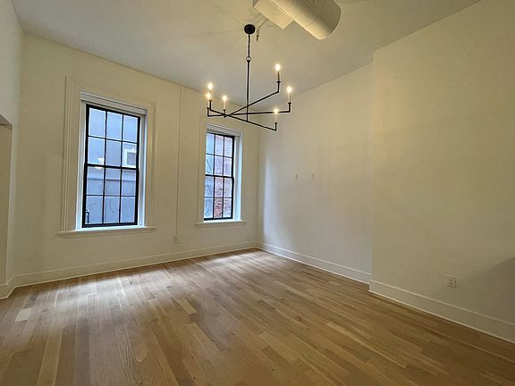 2nd image of 582 Mulberry St #205