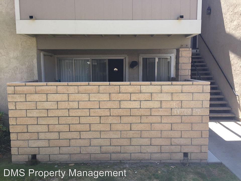 2nd image of 8571 La Salle St Unit 51