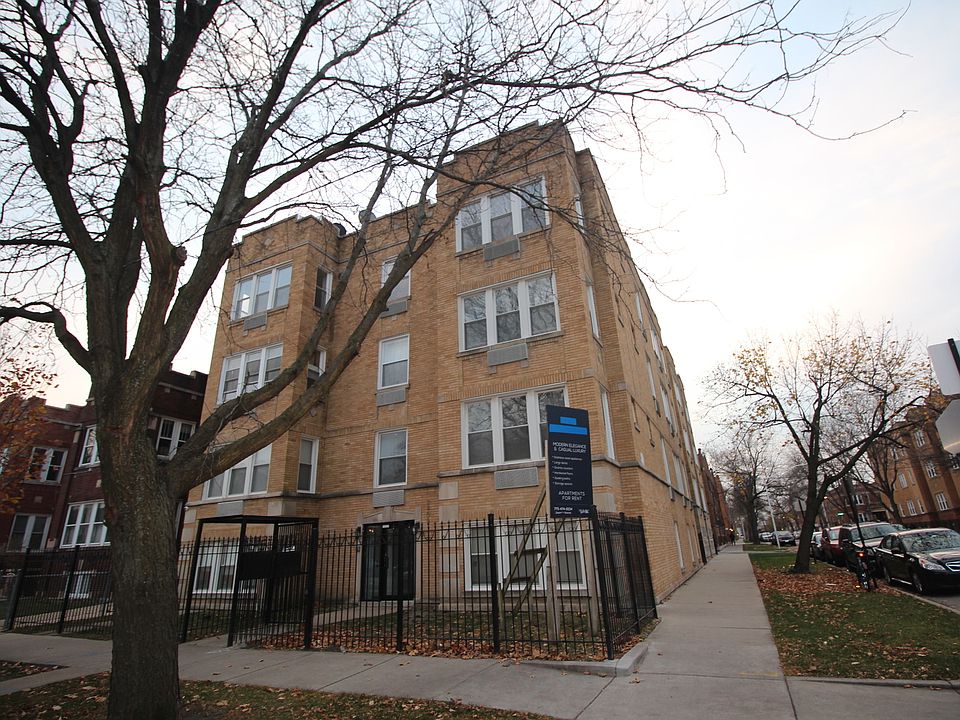 1st image of 2456 N Hamlin Ave #3S
