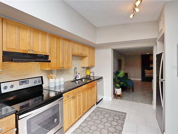 4th image of 538 74th Ave N