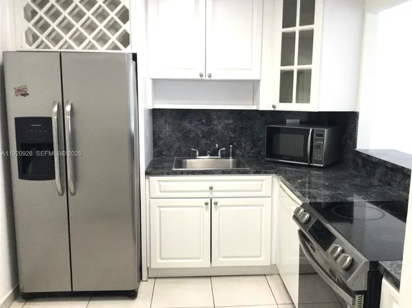 500 Three Islands Blvd, Hallandale Beach, FL