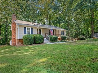 370 Tamworth Dr, Clemmons, NC 27012