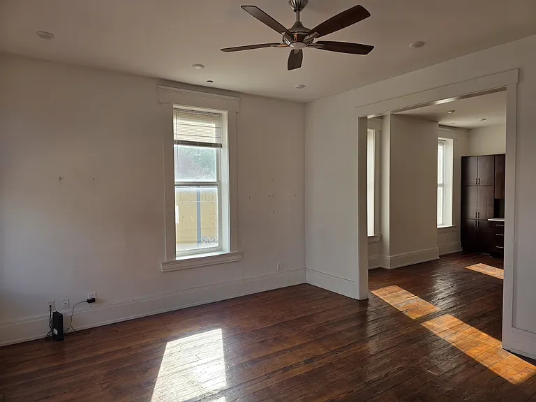 101 W Elder St #201 — Photo 3