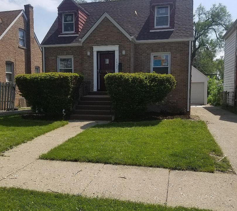 1st image of 1927 S 22nd Ave