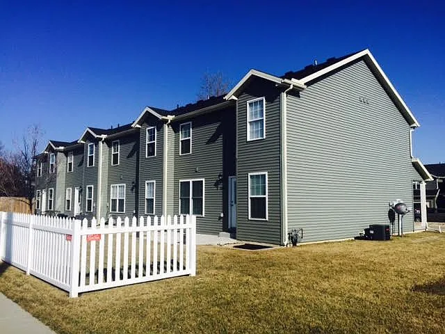 1002-1008 Airport Road — Photo 1