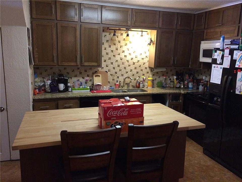 1st image of 2118 W Collin St