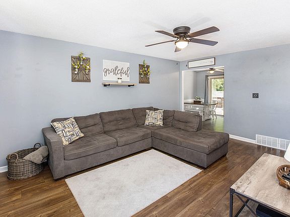 5th image of 6260 Balsam Dr