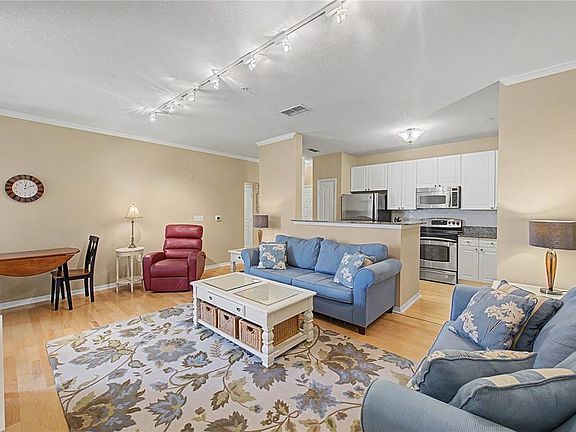 4th image of 4221 W SPRUCE STREET #1222