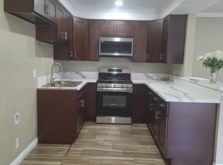 989 N San Antonio Ave APT C, Pomona, CA 91767