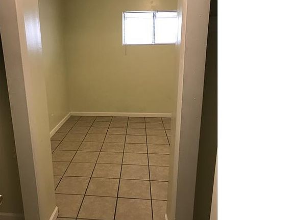 5th image of 1217 N Virginia St