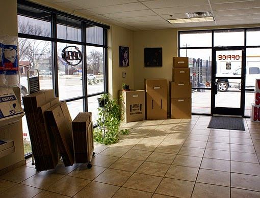 3rd image of 4028 N State Highway 205