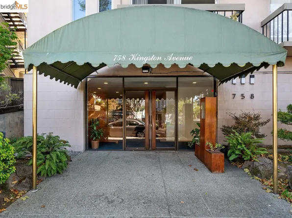 758 Kingston Ave APT 401, Oakland, CA 94611
