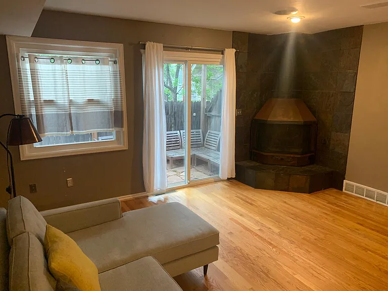 1039 Maxwell Ave #2.0 — Photo 8