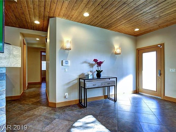 5th image of 9428 Darwell Dr
