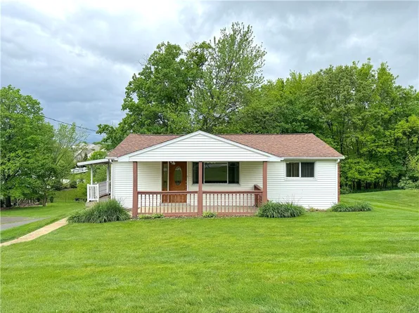 11600 Dennis Cir, North Huntingdon, PA 15642