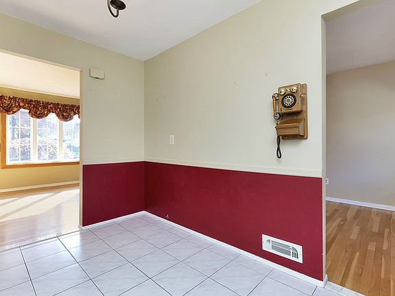 Reverse Angle Kitchen