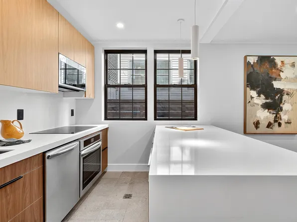 31 Bayview Avenue image 10 of 30