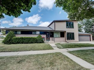 6628 W Dakota St, Milwaukee, WI 53219