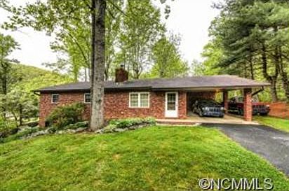 1st image of 221 W Poplar Dr