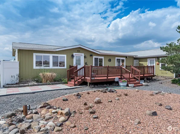 111 Yucca Place SW, Mattawa, WA 99349