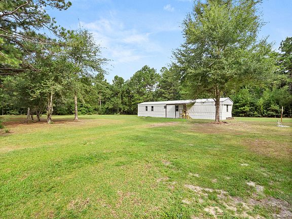 2nd image of 180 Chaperal Ln