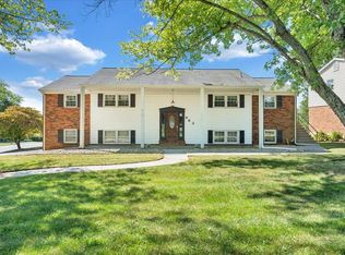 983 Colbourne Ave, Vinton, VA 24179