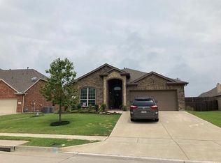 1121 Crest Ridge Dr, Glenn Heights, TX 75154
