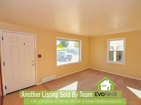 3rd image of 3010 W Eloika Ave