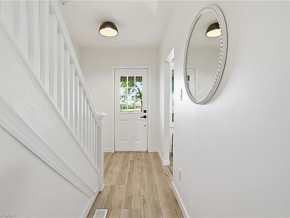 3rd image of 66 Mars Ave