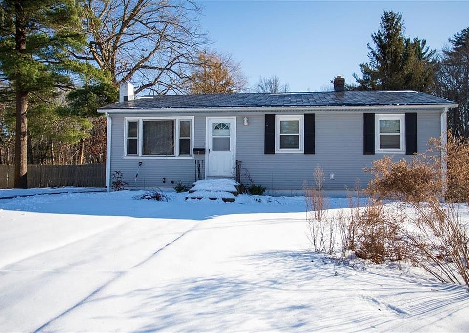 1st image of 7 N Glen Dr
