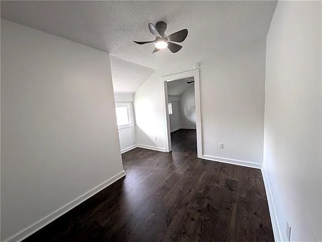3021 Republic St — Photo 9