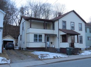 20 Elm St, Adams, MA 01220