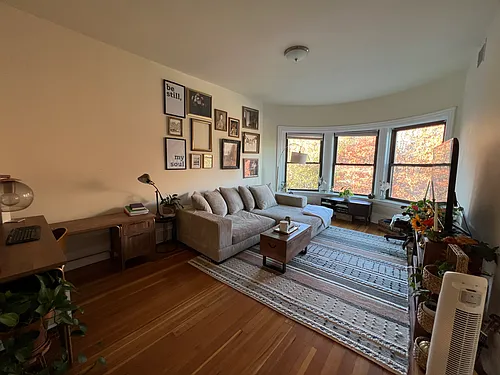 1463 Beacon St #43 Photo 1