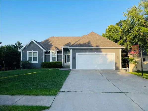 8005 N Hope Ave, Kansas City, MO 64151