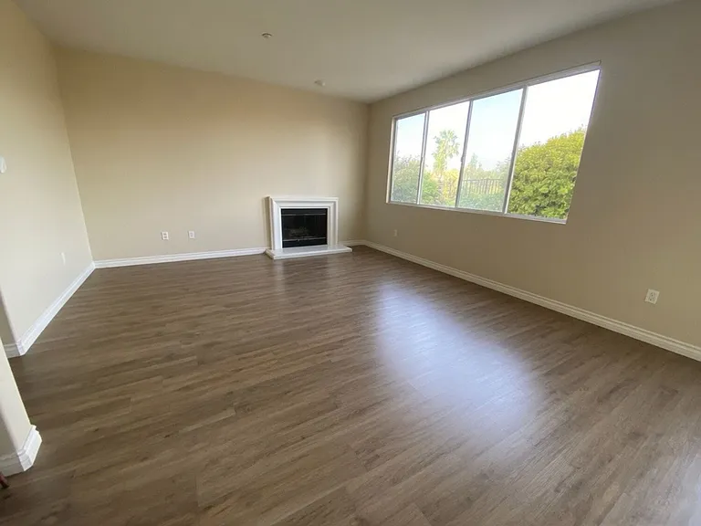 4716 Driftwood Way — Photo 6