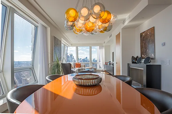 Rented by Douglas Elliman | media 14