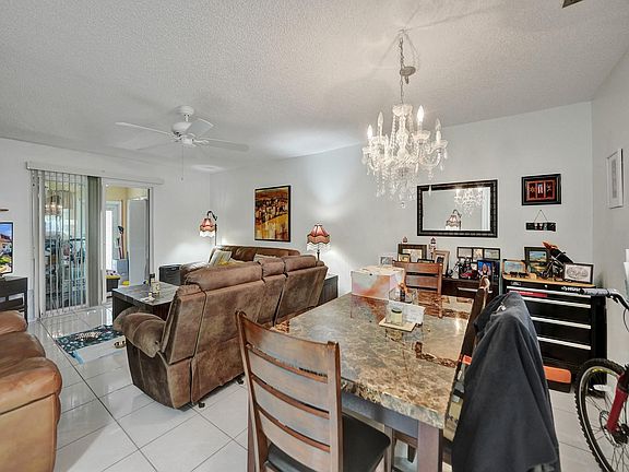 5th image of 602 SW Natura Boulevard #D