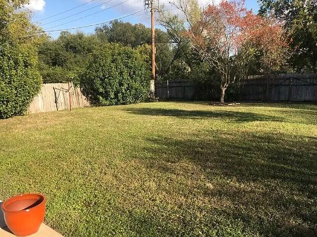 918 Briarcliff Dr — Photo 10