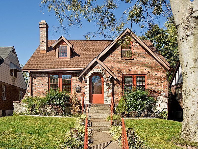 1st image of 2620 Ashwood Ave
