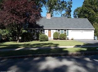 92 Pettit Dr, Meriden, CT 06451