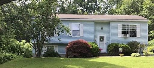 1st image of 120 Killiney Woods