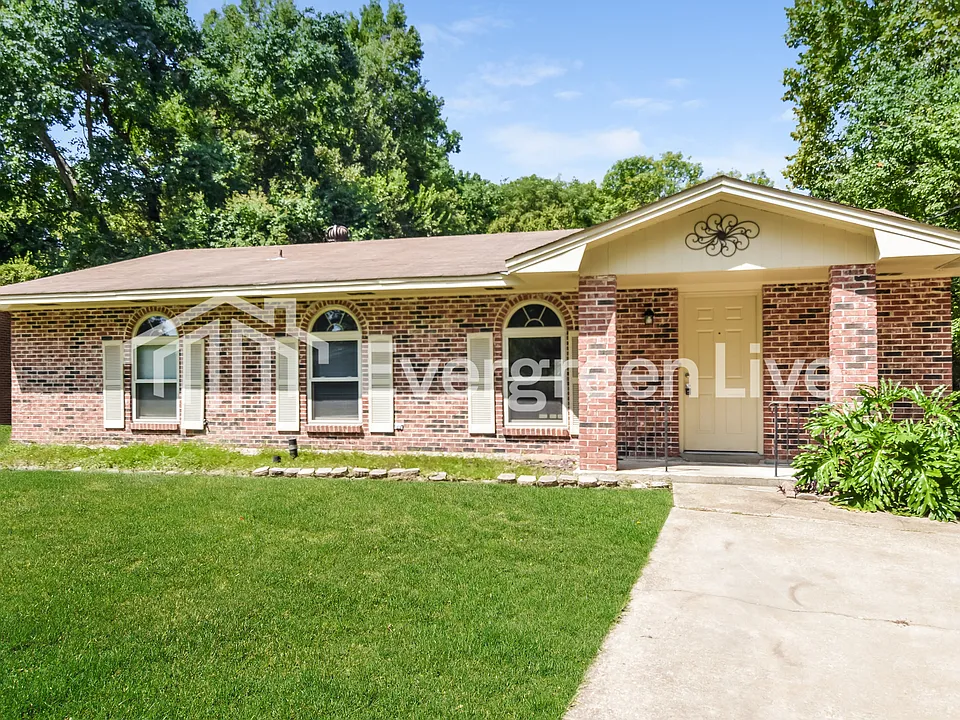 625 Durward Dr