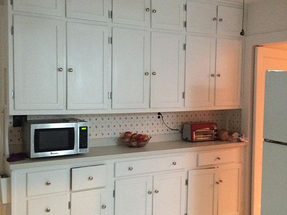 4th image of 29 Meadville Dr