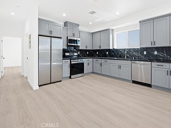2nd image of 1525 Ricardo St