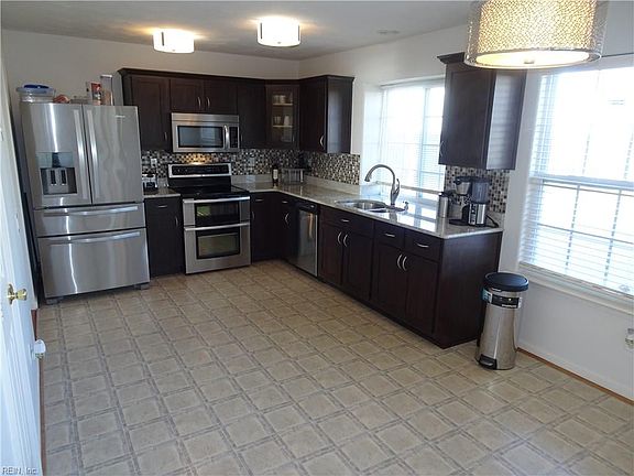 2nd image of 5472 Bulls Bay Dr