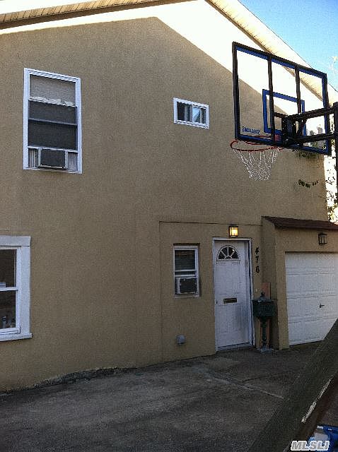 2nd image of 476 Bayview Ave APT B