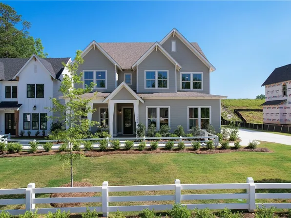 1225 Sarah Ln, Auburn, AL 36830