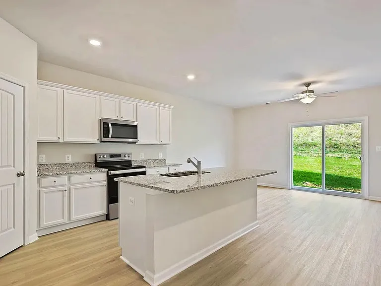 123 Cramsford St #MAIN — Photo 7