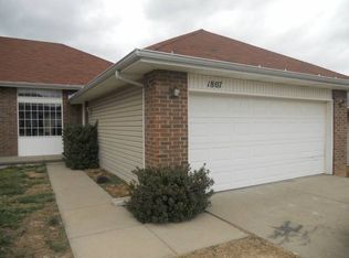 1807 N Cedarcrest Ave, Nixa, MO 65714