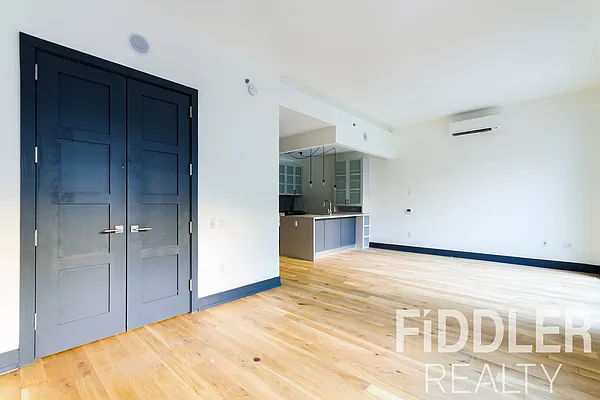 Rented by The KCI Group | media 28